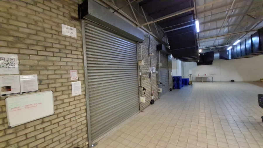 To Let commercial Property for Rent in Brackenfell Central Western Cape